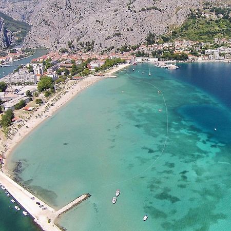 Apartments By The Sea Omis - 15485 Exteriér fotografie